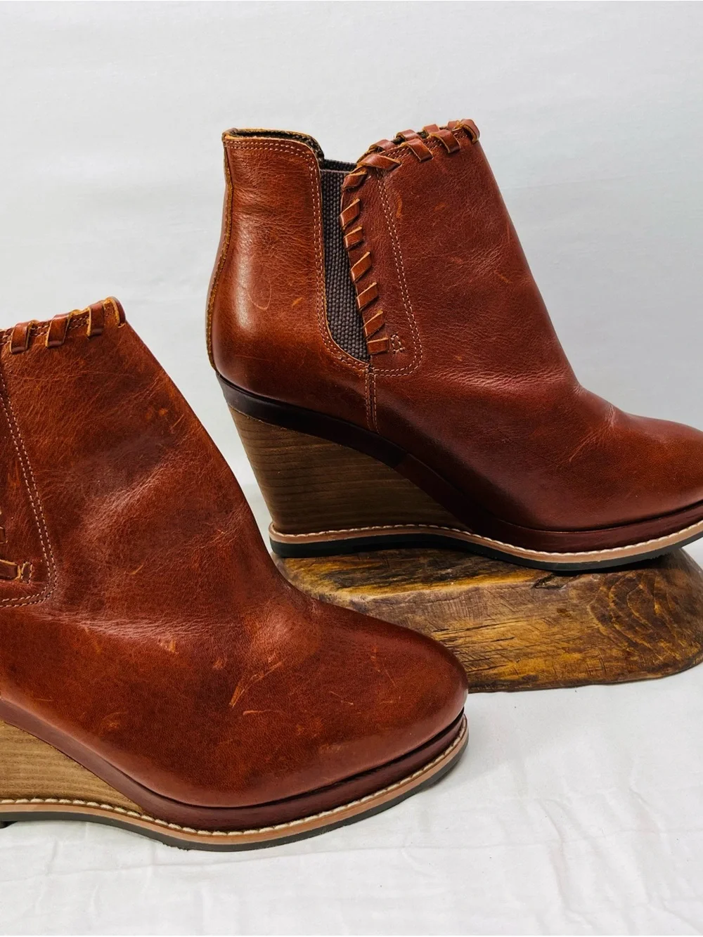 Ariat Belle Wedge Women's Brown Leather Ankle Booties